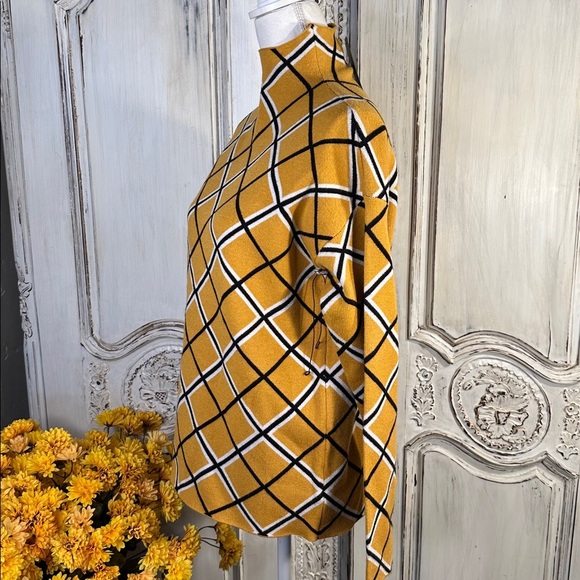 Tahari Mustard and Black Plaid Mock Turtleneck Long Sleeve Sweater NWOT - Picture 8 of 13